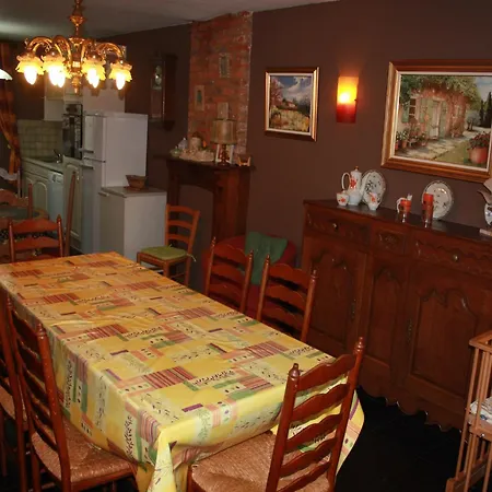 Scenic Retreat In Gimnee, Cleaning Included Сasa de vacaciones