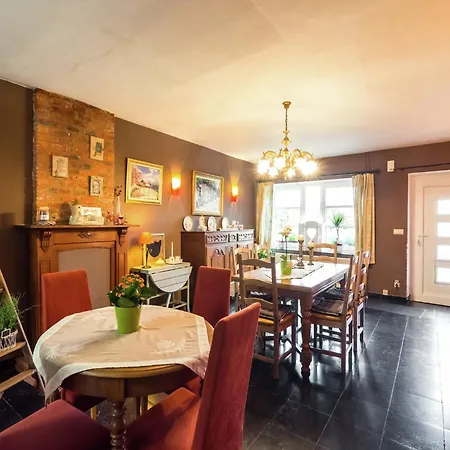 Scenic Retreat In Gimnee, Cleaning Included Сasa de vacaciones *